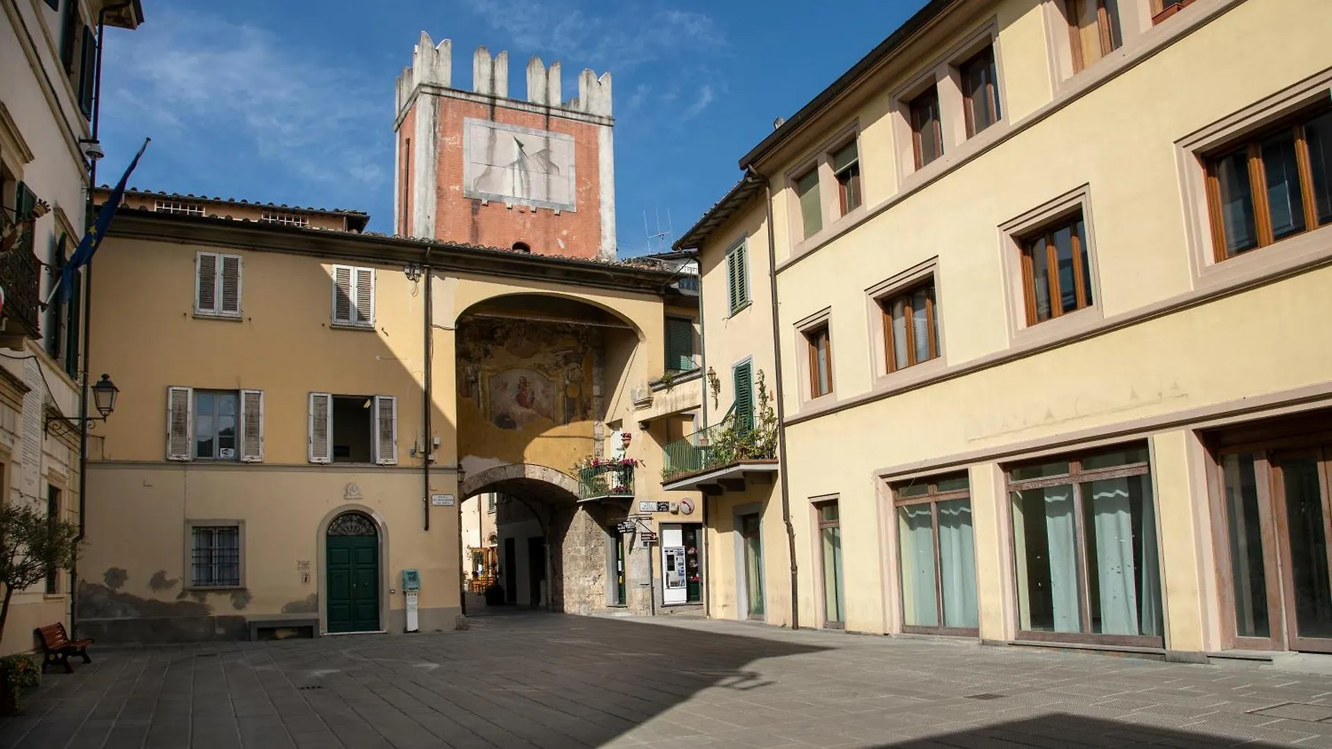 Villa Vittoriano - Surrounded By Nature - Happy Rentals Camaiore Italy